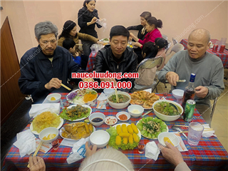 Đặt Tiệc Tại Nhà Ở Thanh Xuân 0386091000 Phục Vụ 8 Mâm Nhà Anh Thành 