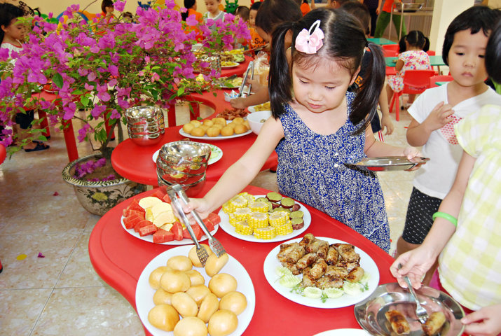 Đặt Tiệc Buffet Cho Học Sinh Ở Cầu Giấy 0915535345