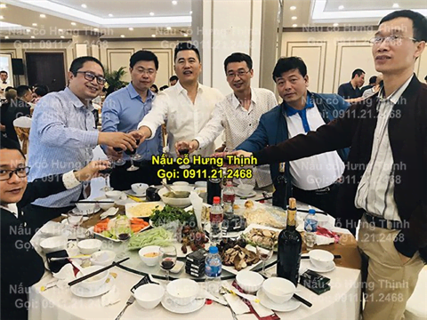 Đặt cỗ tại nhà ở Hoàng Quốc Việt 0911212468