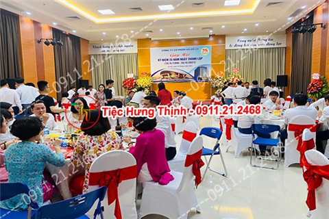 Đặt cỗ tại nhà ở Hàng Bồ 0911212468