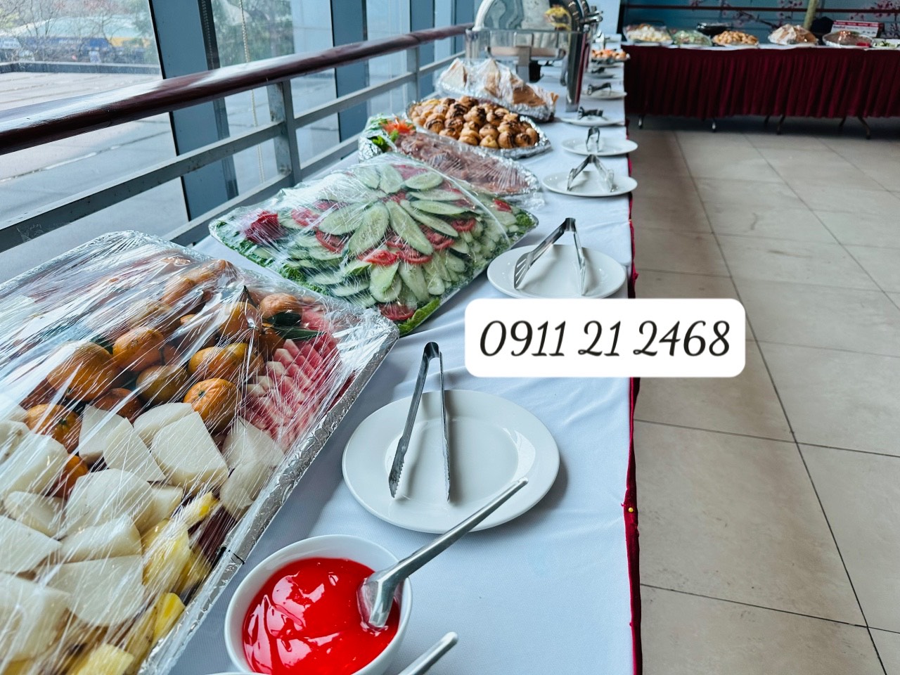 Tiệc liên hoan buffet ở Hà Nội