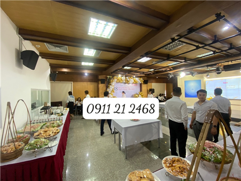 TIỆC BUFFET LIÊN HOAN CHÚC MỪNG 