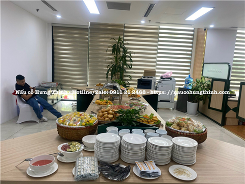 PHỤC VỤ TIỆC BUFFET NGÀY 20/10 TẠI AGRIBANK HÙNG VƯƠNG