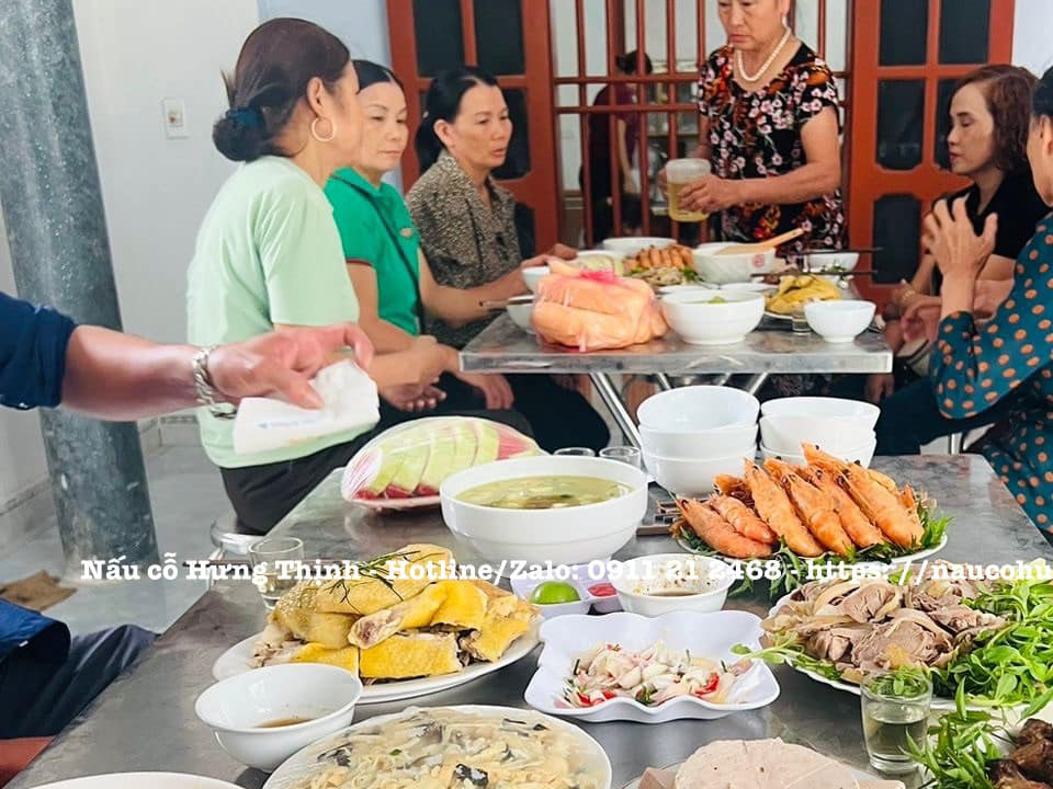 Nấu cỗ giỗ tại nhà phường Cửa Nam – Cỗ cưới, đầy tháng, giỗ chạp… đủ món từ A đến Z
