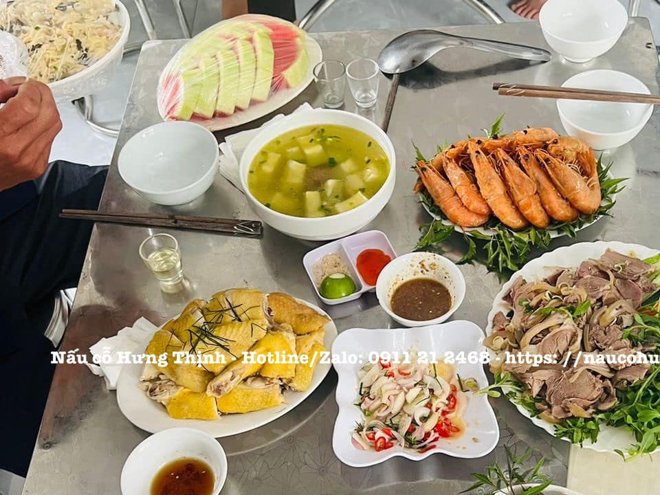 Nấu cỗ giỗ tại nhà phường Đồng Xuân – Dịch vụ nấu cỗ uy tín, món ngon chuẩn đầu bếp